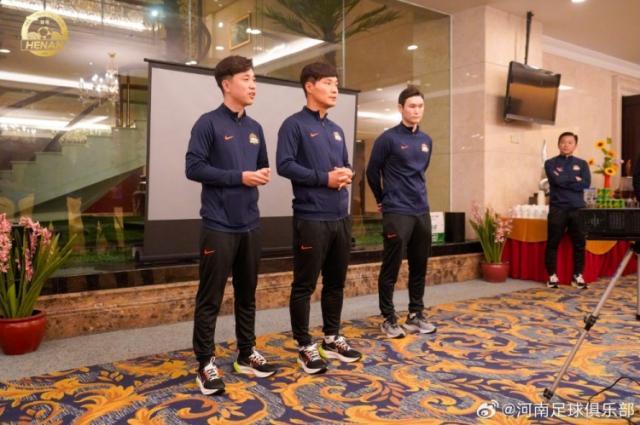 HuaTiHui-河南新帅南基一正式与球队会合 期待取得优异成绩